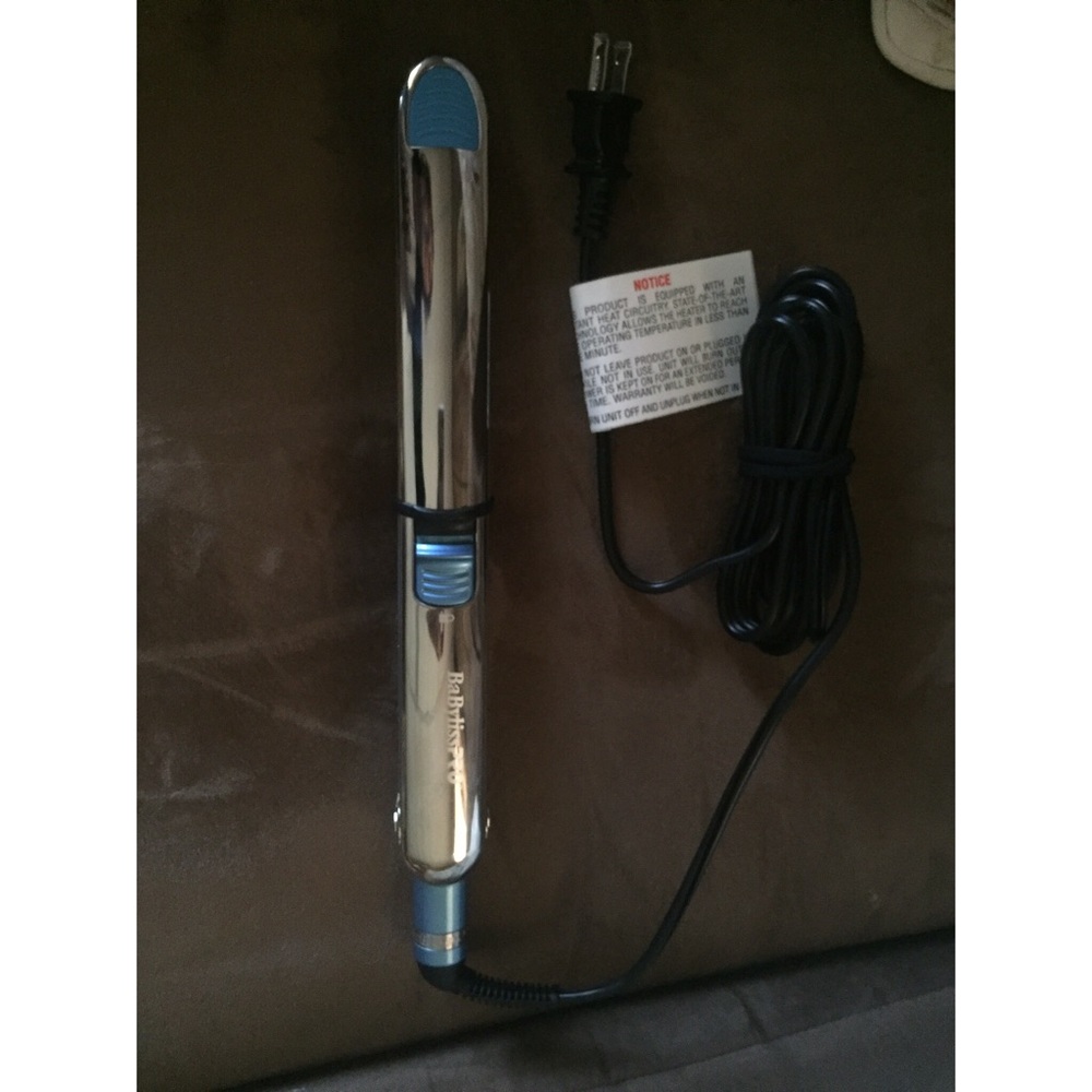 BaByliss Pro flat iron *SALE TODAY ONLY*